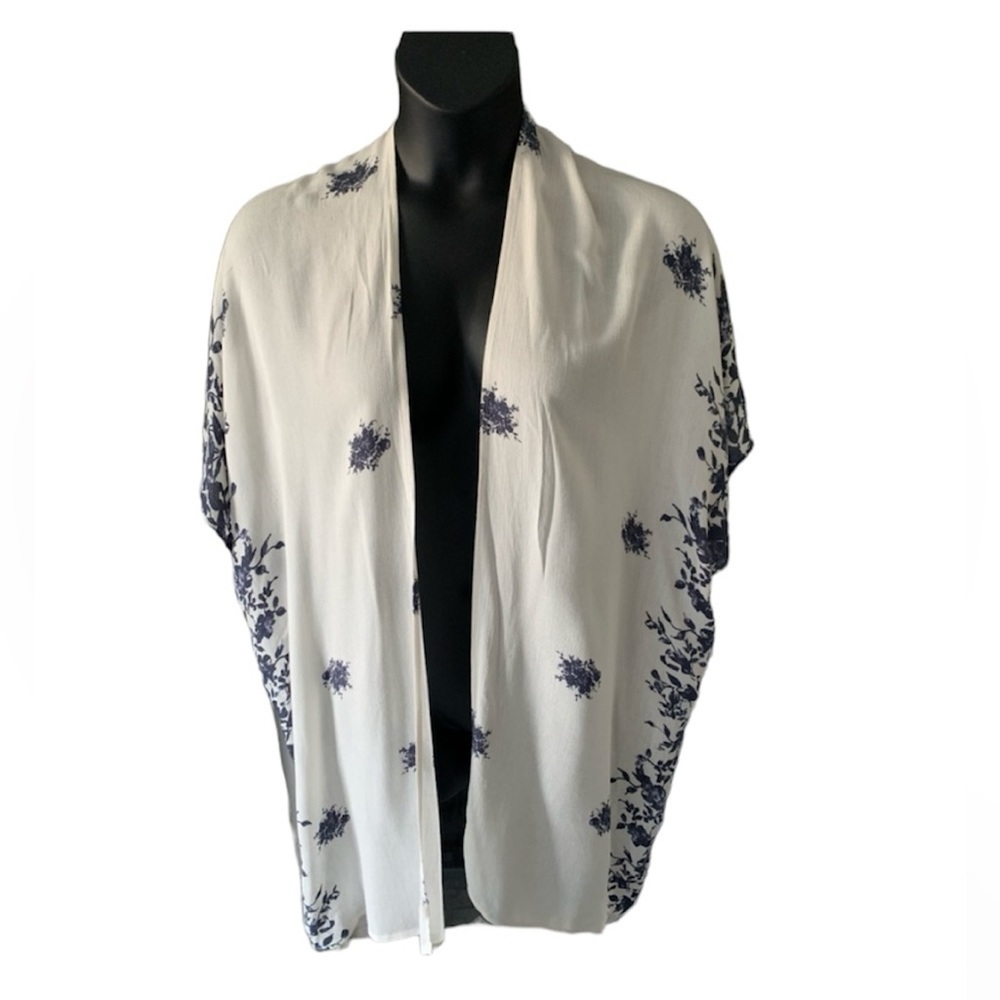 Altar’d State Kimono, Caftán swimsuit cover up flowy boho Vacation boho Sz Small